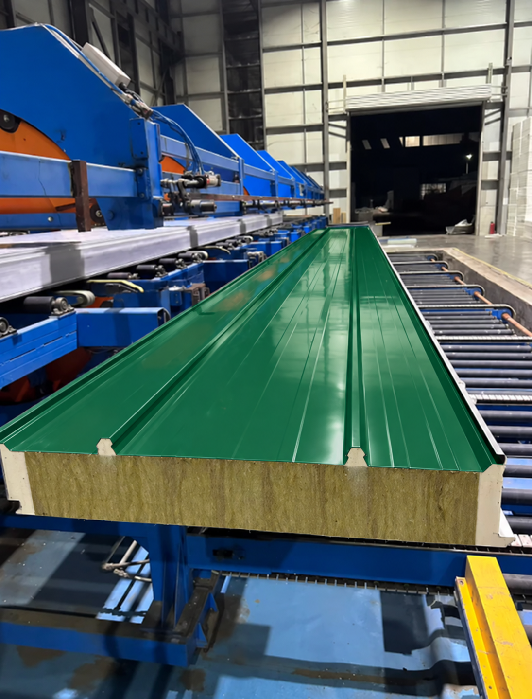 Metal sandwich panel color sample